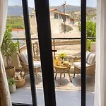 Eva Likoka * Himare
