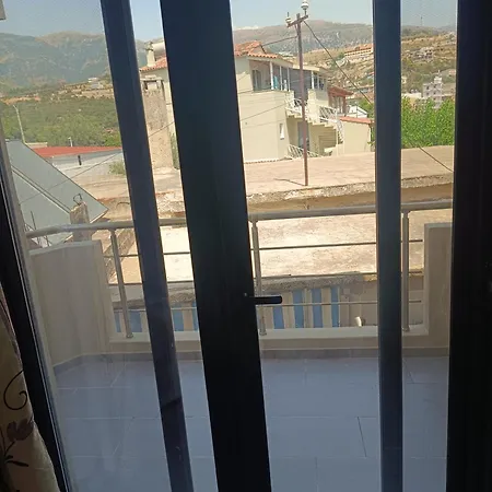 Eva Likoka Appartement Himarë